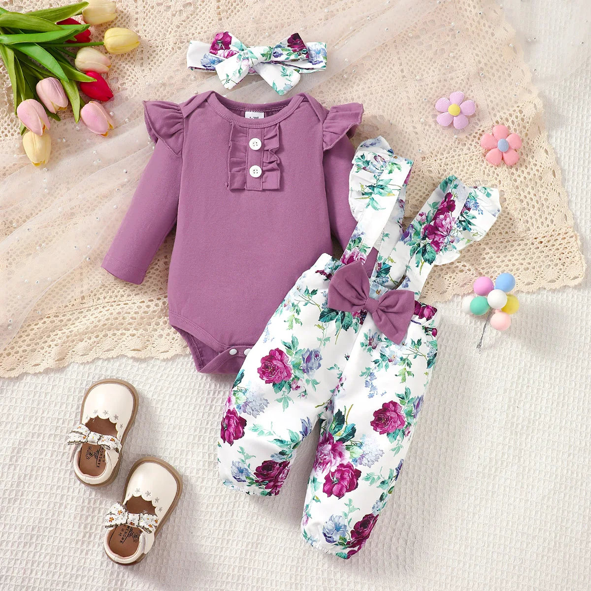 🌸 Conjunto para Bebé Niña de 3 Piezas con Flores – Dulce y Elegante 🌸