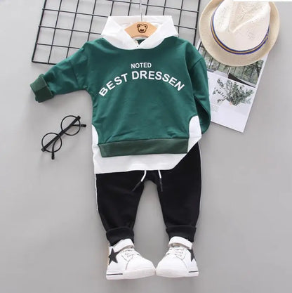 Conjunto Deportivo "Rainbow Adventure" – Estilo y Comodidad para Niños