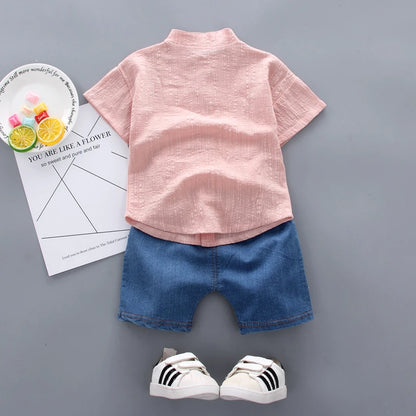 ⭐Conjunto de Verano para Bebé y Niño – Camisa con Dibujos Animados + Shorts de Denim