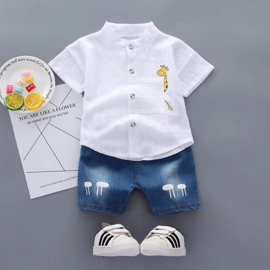 ⭐Conjunto de Verano para Bebé y Niño – Camisa con Dibujos Animados + Shorts de Denim