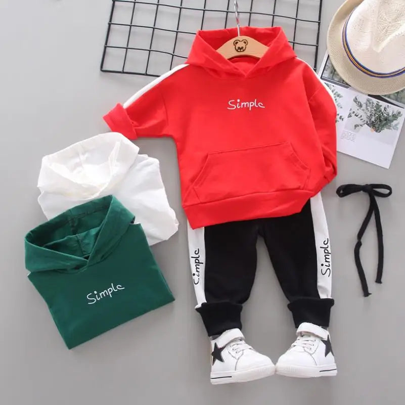 Conjunto Deportivo "Rainbow Adventure" – Estilo y Comodidad para Niños