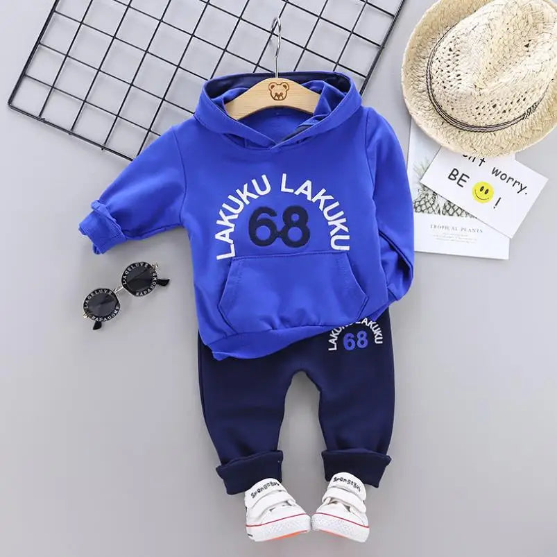 Conjunto Deportivo "Rainbow Adventure" – Estilo y Comodidad para Niños