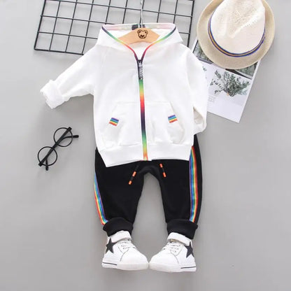 Conjunto Deportivo "Rainbow Adventure" – Estilo y Comodidad para Niños
