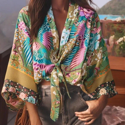 Top Kimono Corto Floral para Mujer – Estilo Bohemio de Playa con Escote en V