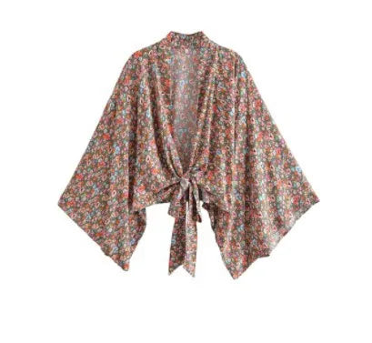 Top Kimono Corto Floral para Mujer – Estilo Bohemio de Playa con Escote en V