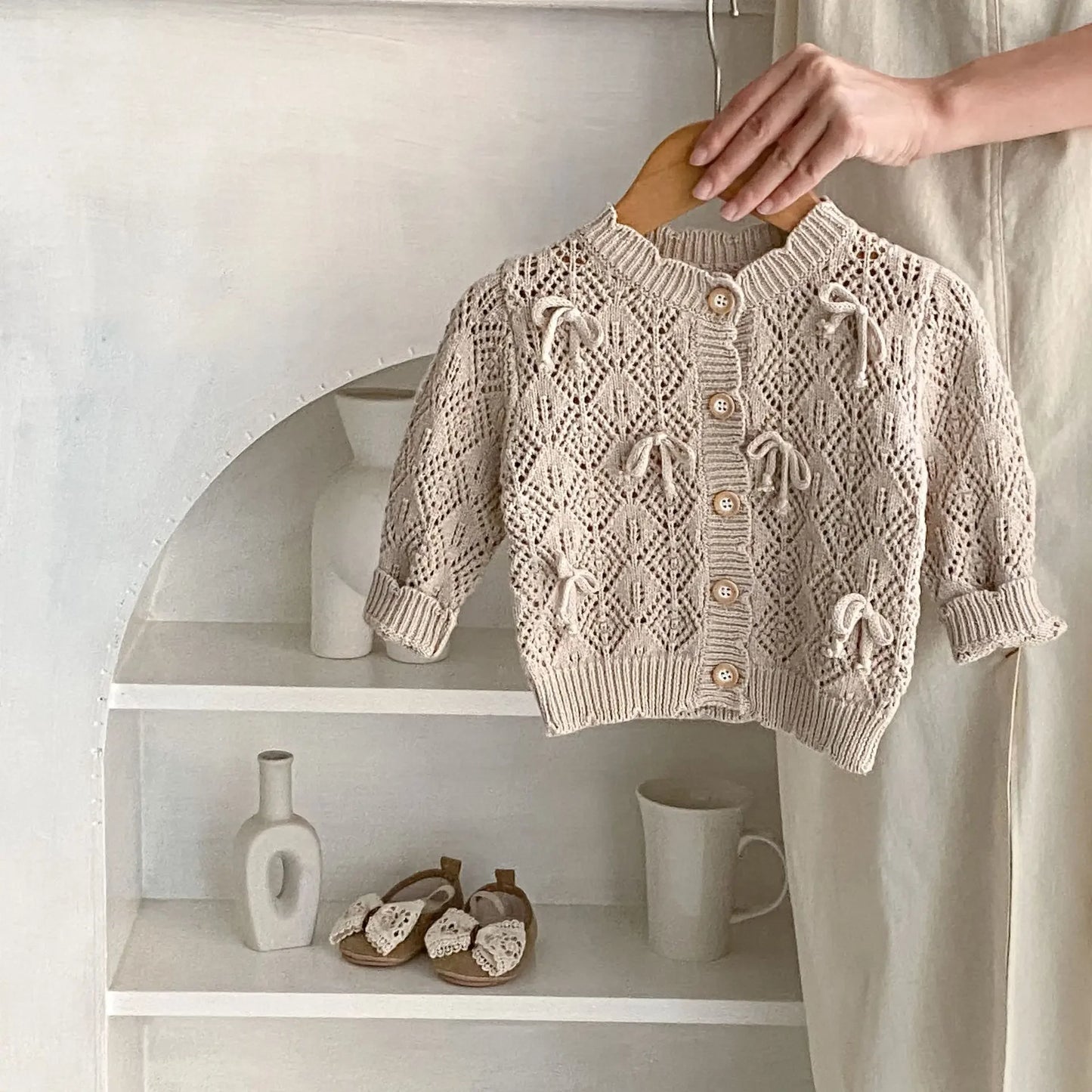 Cárdigan Tejido Infantil para Bebé – Chaqueta Calada con Lazo para Primavera y Otoño