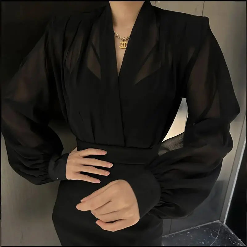 Blusa Elegante Aura, Estilo Francés - Manga Larga y Cuello en V