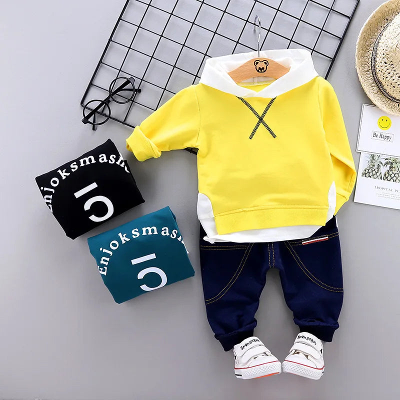 Conjunto Infantil de 2 Piezas para Bebés y Niños – Sudadera con Capucha y Pantalón Casual
