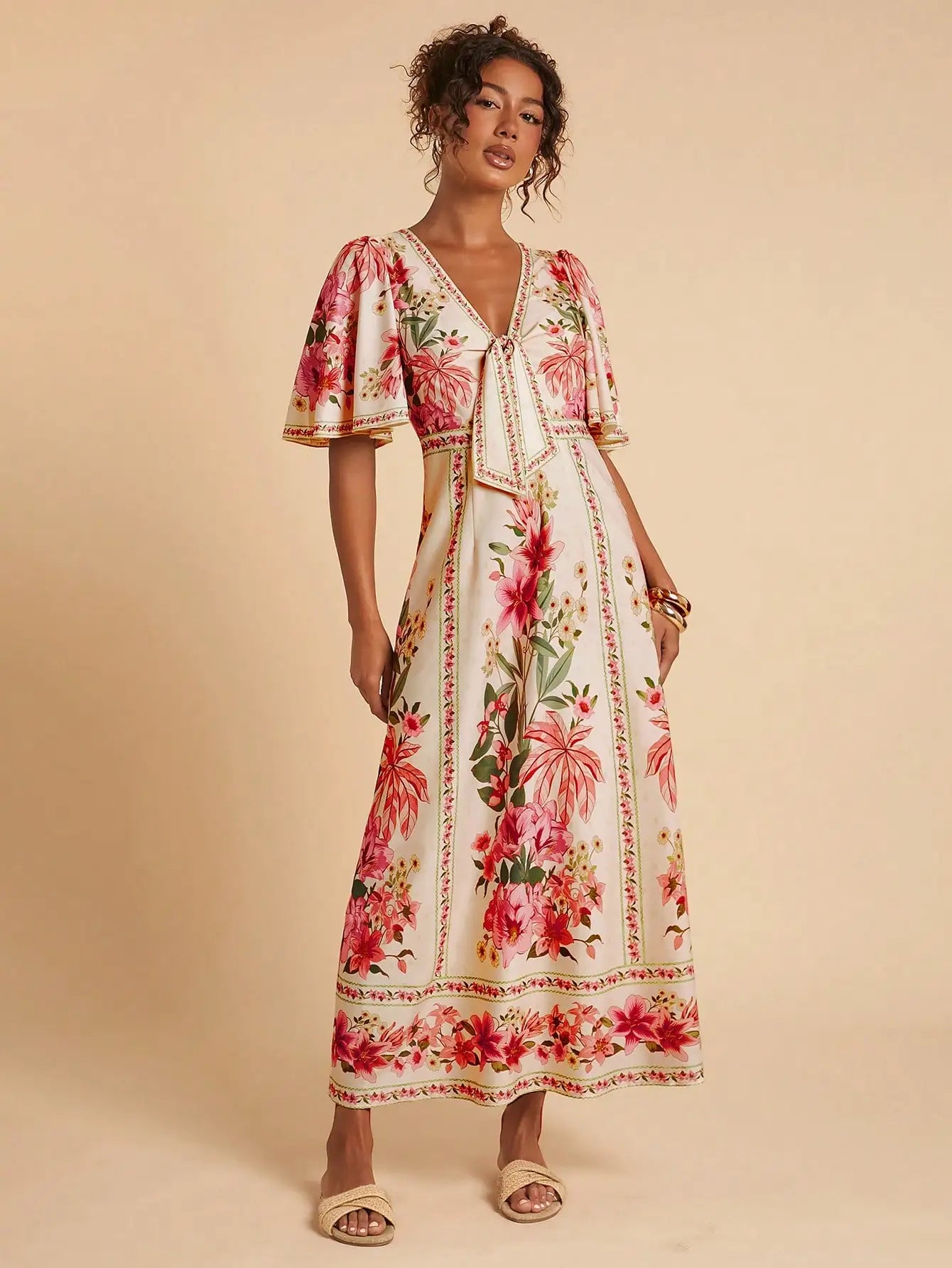 🌸 Vestido Maxi Floral con Mangas Volante y Escote en V con Lazo – Elegancia Atemporal