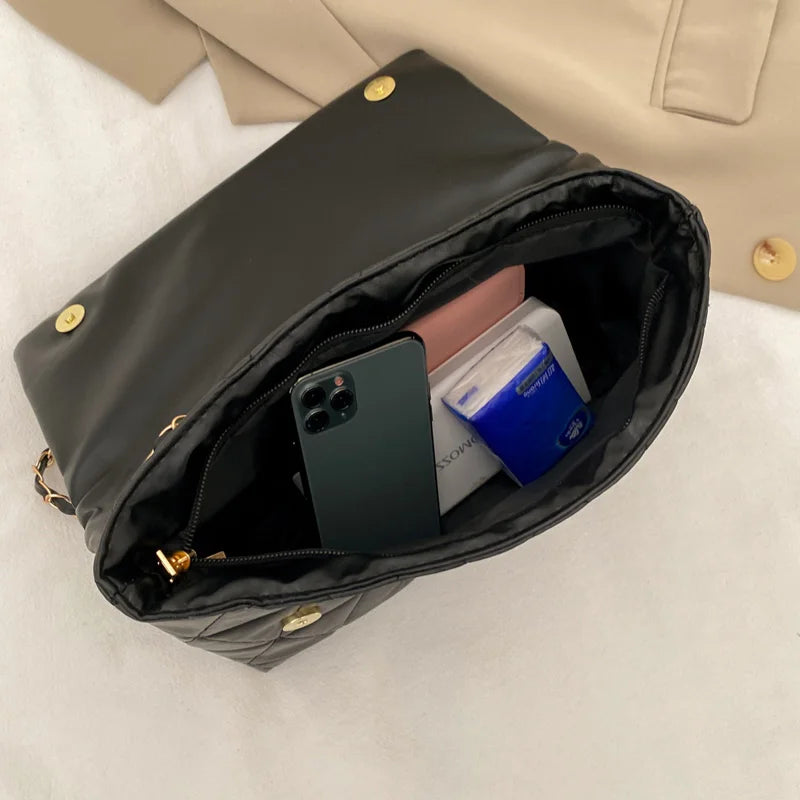 Bolso de Hombro con Solapa Bordada y Cadena – Estilo Casual a Cuadros para Uso Diario