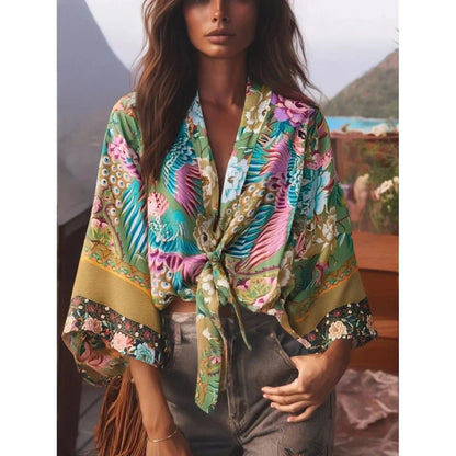 Top Kimono Corto Floral para Mujer – Estilo Bohemio de Playa con Escote en V