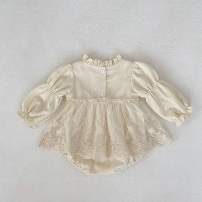 👑 Enterito Princesa para Bebé Niña con Encaje – Dulzura y Elegancia Todo el Año 👑