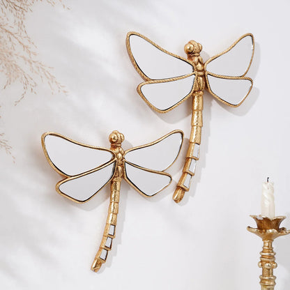 Libélula Decorativa de Resina Dorada con Acabado Espejado