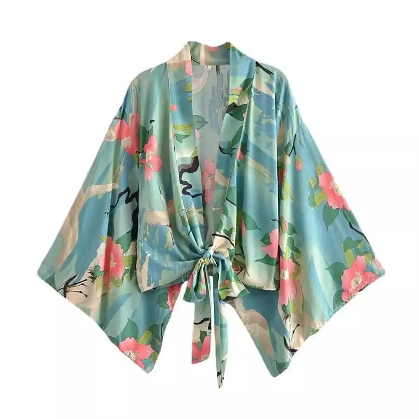 Top Kimono Corto Floral para Mujer – Estilo Bohemio de Playa con Escote en V