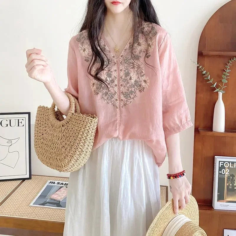 Camiseta de Punto, Sinfonía Bohemia con Alma Libre – Esencia de Otoño y Primavera