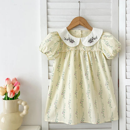 Vestido Floral Morado para Niñas – Cuello Bordado y Diseño Estilo Boutique (1–6 Años)