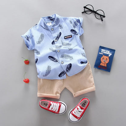 ☁️ "Pequeñas Huellas de Verano": Conjunto de Algodón con Motivos de Animalitos