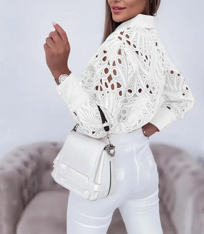 Blusa Calada de Manga Larga – Elegancia y Sofisticación para la Mujer Moderna
