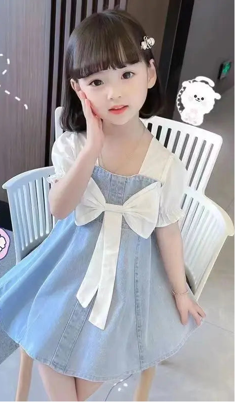 Vestido Infantil de Mezclilla para Niña – Estilo Princesa con Bordado y Lazo