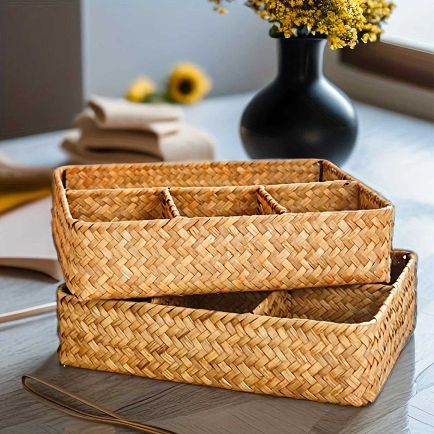 Cesta Organizadora Tejida a Mano con 4 Compartimentos – Ideal para Ropa, Cosméticos y Accesorios