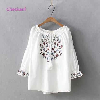 Blusa Casual para Mujer con Bordado Floral – Manga 3/4 y Corte Slim