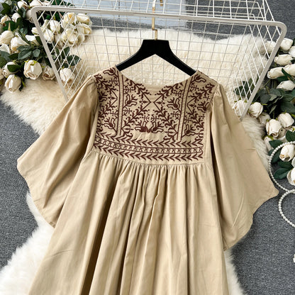 Vestido Bohemio Bordado para Mujer – Vestido Midi de Verano con Corte A y Cintura Imperio