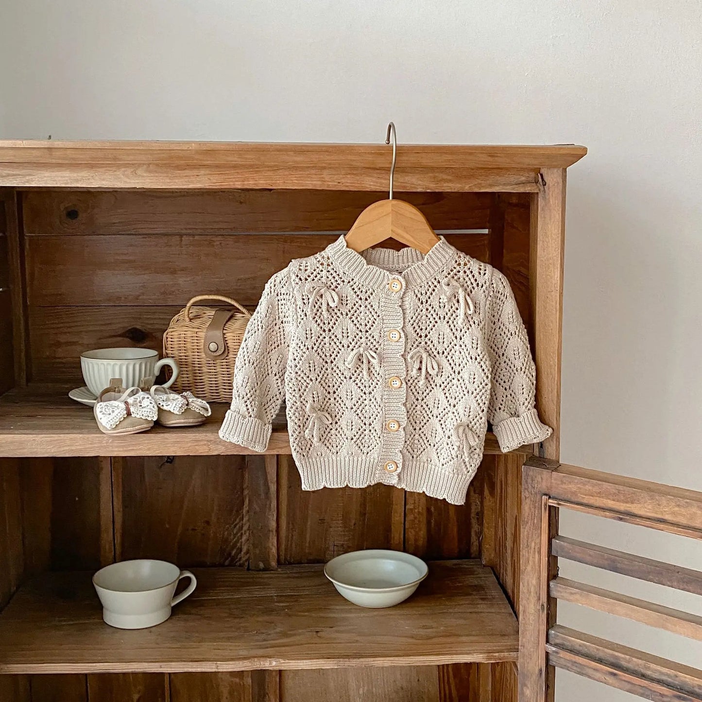 Cárdigan Tejido Infantil para Bebé – Chaqueta Calada con Lazo para Primavera y Otoño