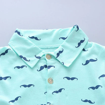 🌟 "Rayitos de Sol": Conjunto de Camisa Estampada y Shorts para Pequeños Aventureros