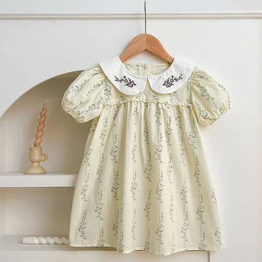 Vestido Floral Morado para Niñas – Cuello Bordado y Diseño Estilo Boutique (1–6 Años)