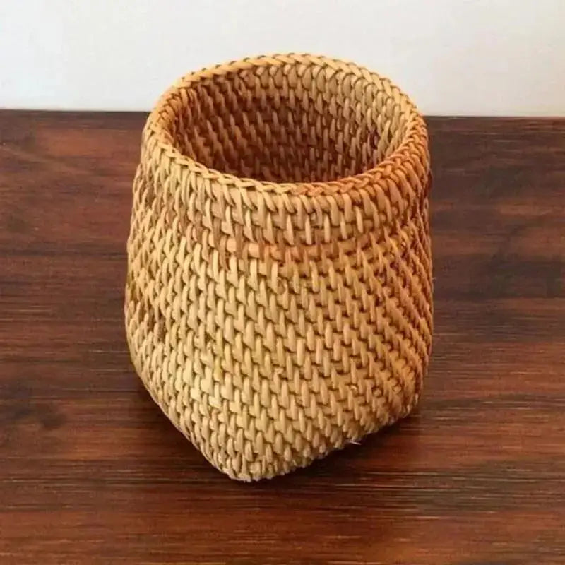 Organizador de Mesa de Ratán Natural – Porta Cubiertos y Accesorios Multiuso