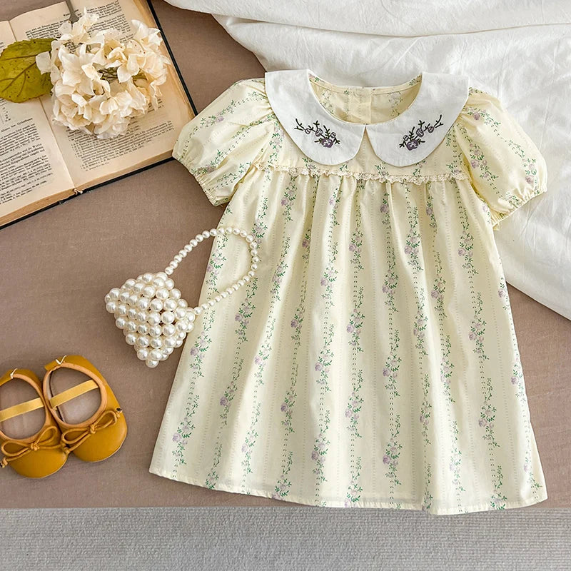 Vestido Floral Morado para Niñas – Cuello Bordado y Diseño Estilo Boutique (1–6 Años)