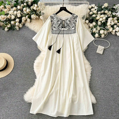 Vestido Bohemio Bordado para Mujer – Vestido Midi de Verano con Corte A y Cintura Imperio