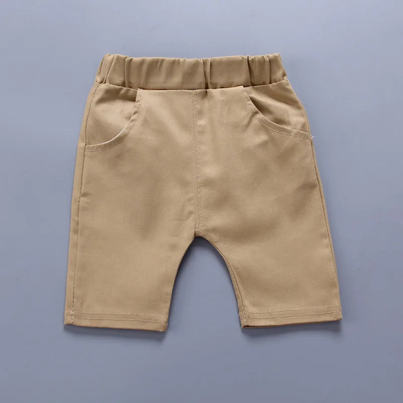 🌟 "Pequeño Galán de Verano": Conjunto de Camisa con Cuello y Pantalones Cortos