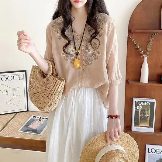 Camiseta de Punto, Sinfonía Bohemia con Alma Libre – Esencia de Otoño y Primavera