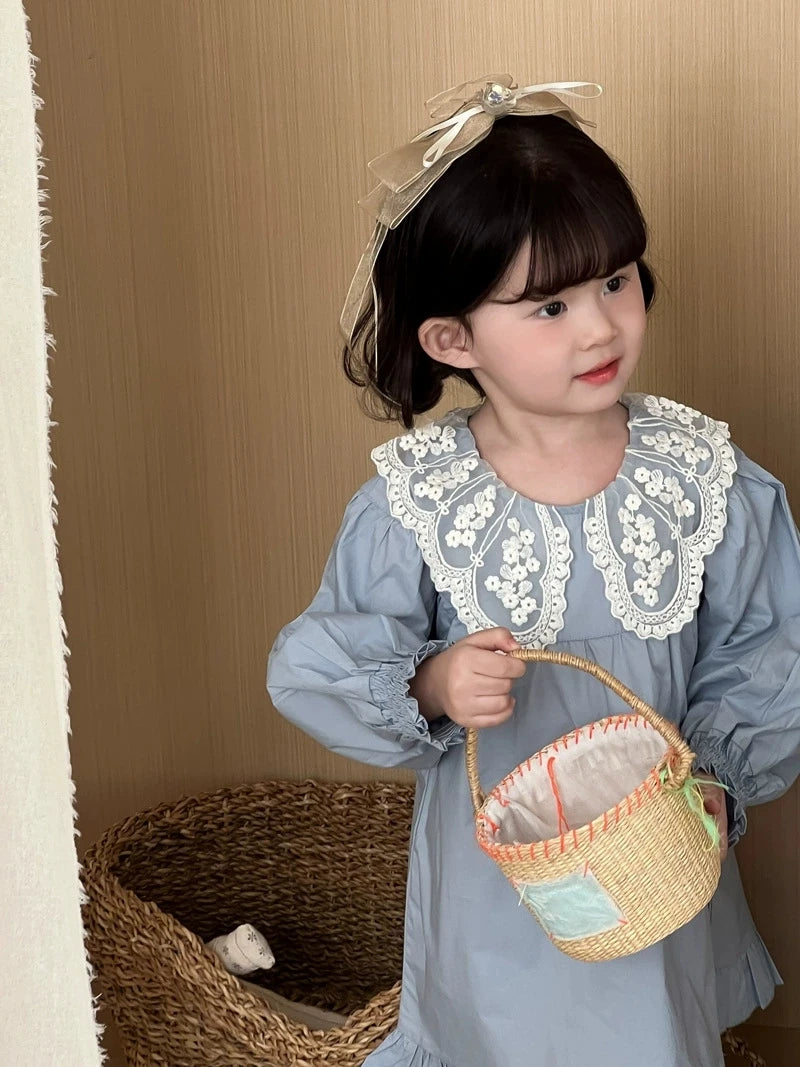Vestido Infantil de Mezclilla para Niña – Estilo Princesa con Bordado y Lazo
